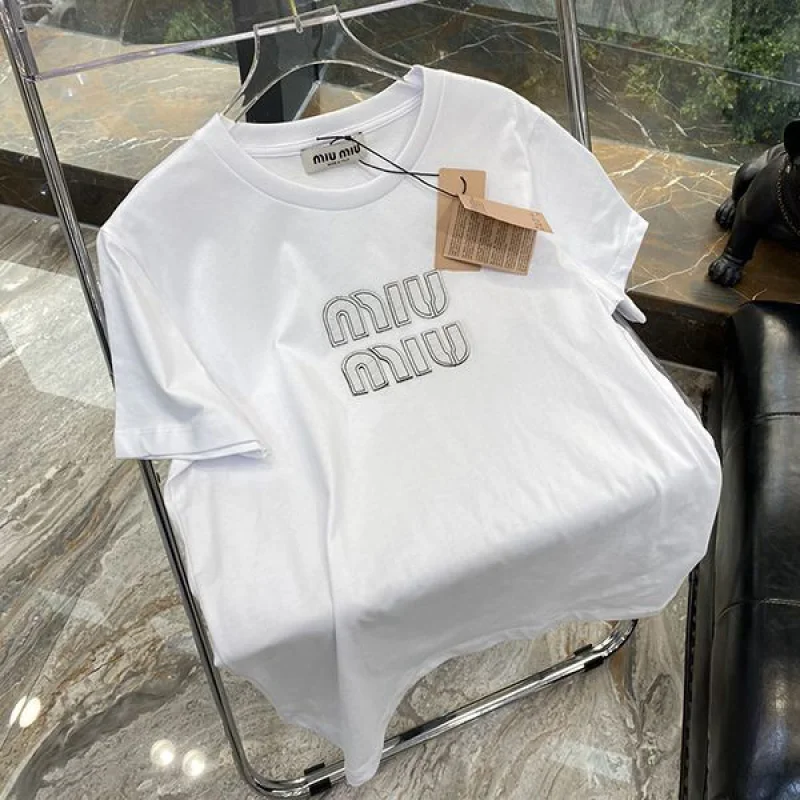 送料込ミュウミュウ コピー エンブロイダリーコットンTシャツ myv33585