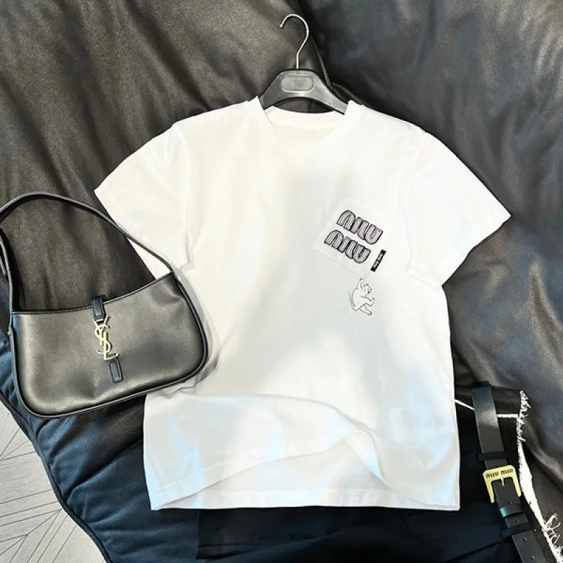 新色☆希少ミュウミュウ CLUB LOGO Tシャツ コピー 刺繍ロゴ myy90100