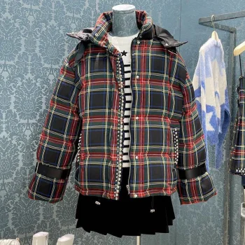 服 myd17857 スーパーコピー