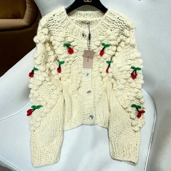 服 myg65666 スーパーコピー