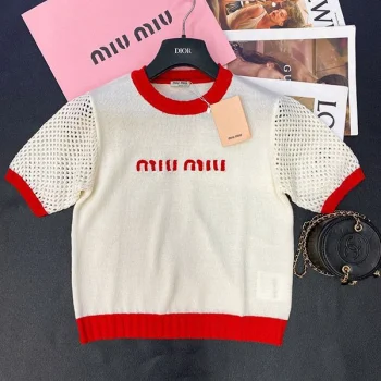 服 myn17950 スーパーコピー