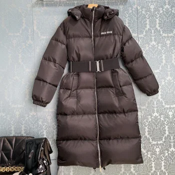 服 myx61752 スーパーコピー