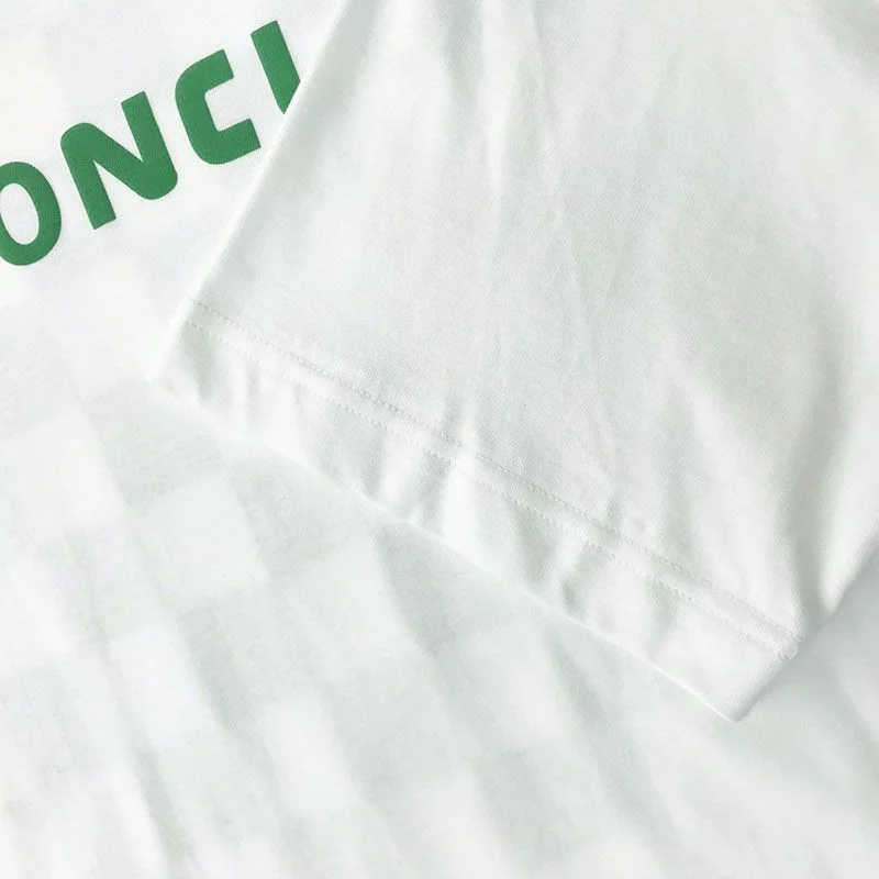 完売必至 モンクレール Tシャツ パロディ 半袖 クルーネック ロゴ 2色 8C00013829FB