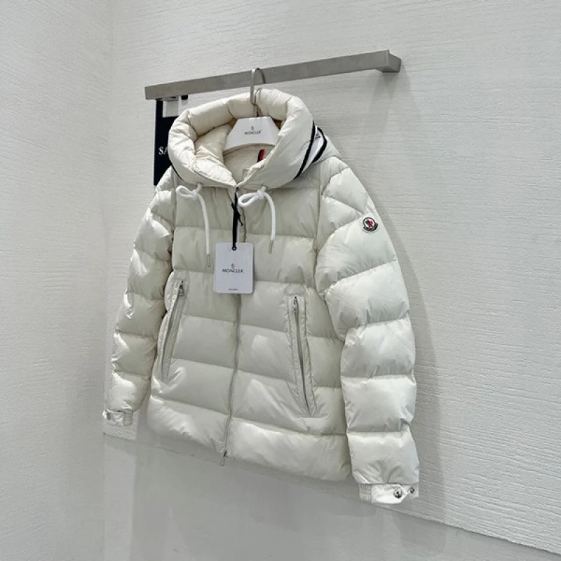 モンクレール Cardereショートダウンジャケット コピー H20911A0