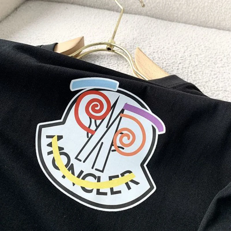 《大人気》モンクレール コピー プリントモチーフTシャツ moa00331