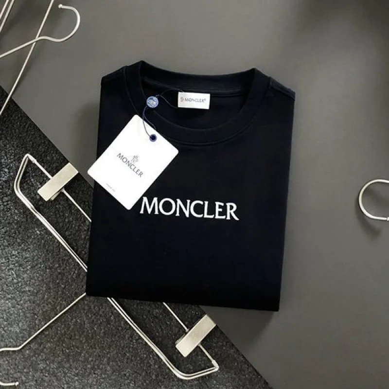 おすすめモンクレール グラフィック ロゴ Tシャツ 偽物 moa28389