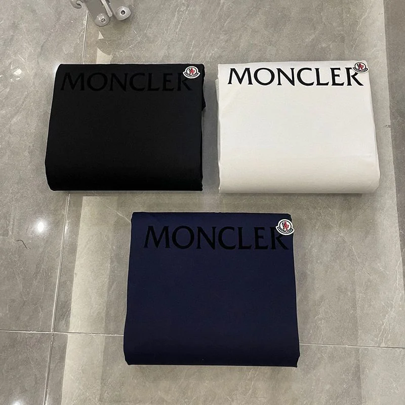 超話題!22SS◆モンクレール◆ブラック ロゴ コットン Tシャツ スーパーコピー 3色 moc39591