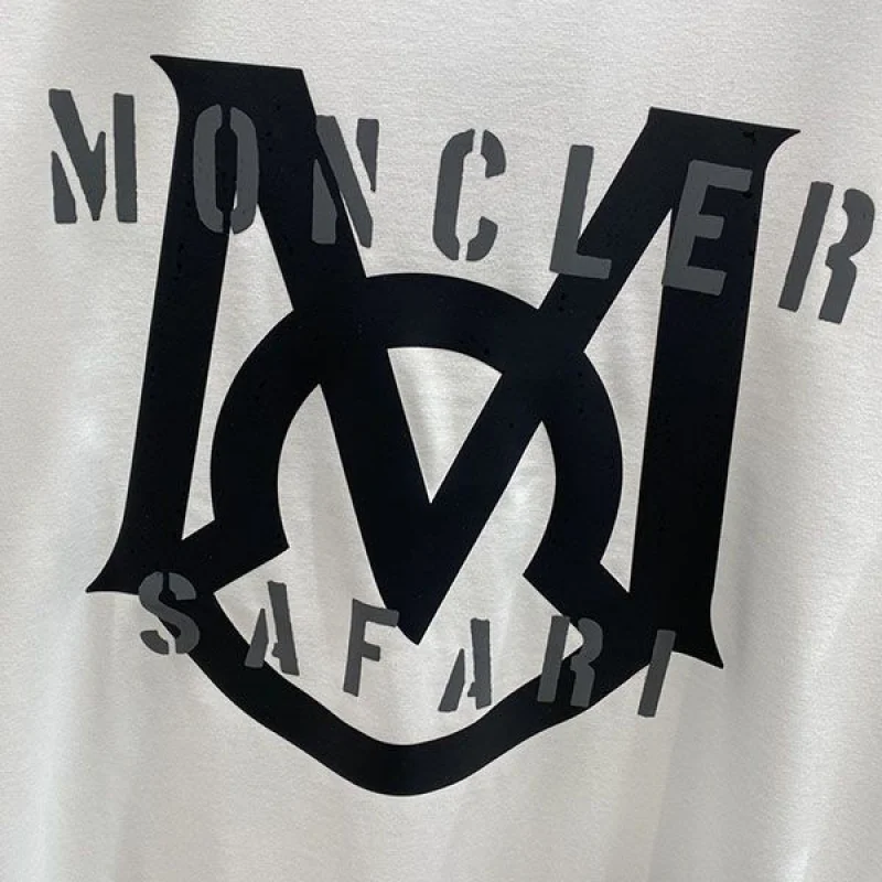 入手困難 モンクレール Tシャツ 偽物 半袖 ロゴ mod94964