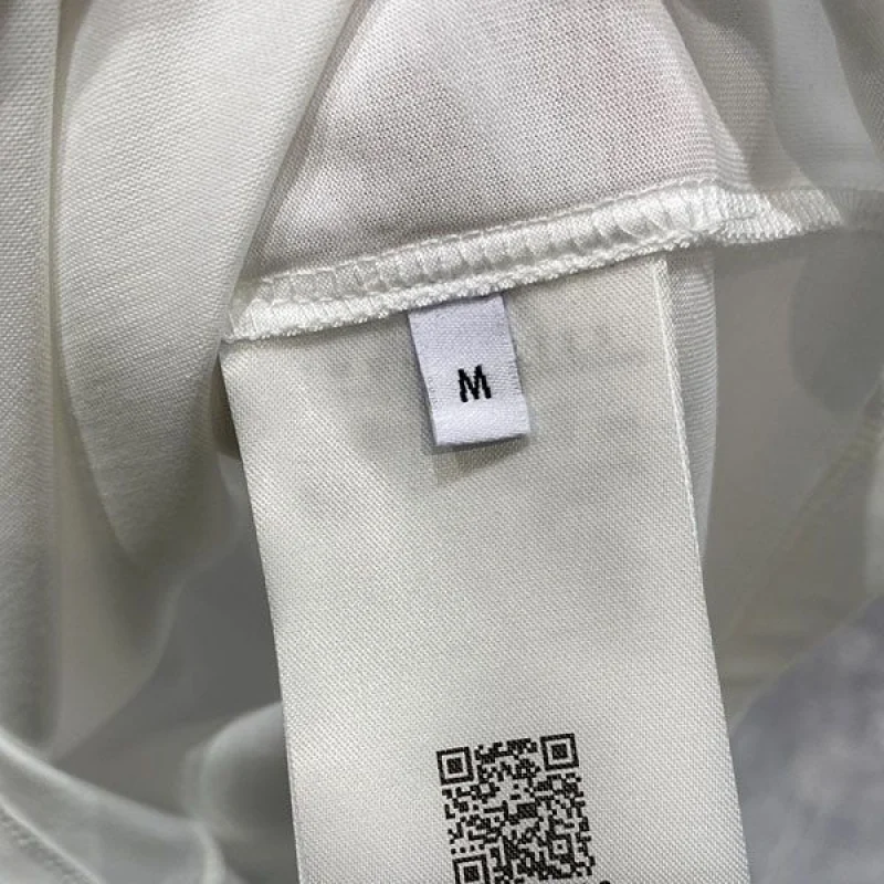 入手困難 モンクレール Tシャツ 偽物 半袖 ロゴ mod94964