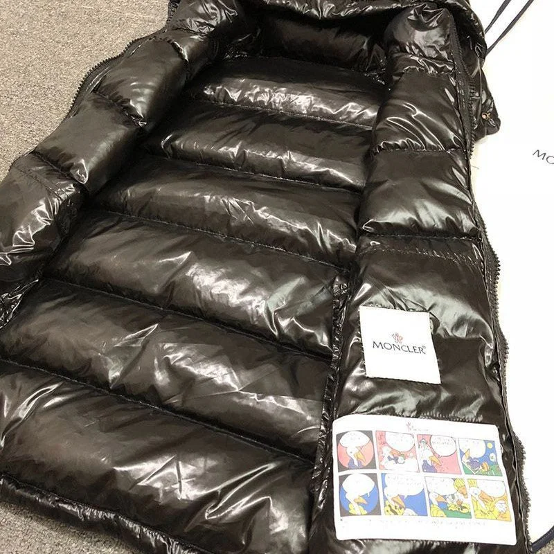 ☆超人気☆ モンクレール 偽物 ダウンベスト ブラック mof42003