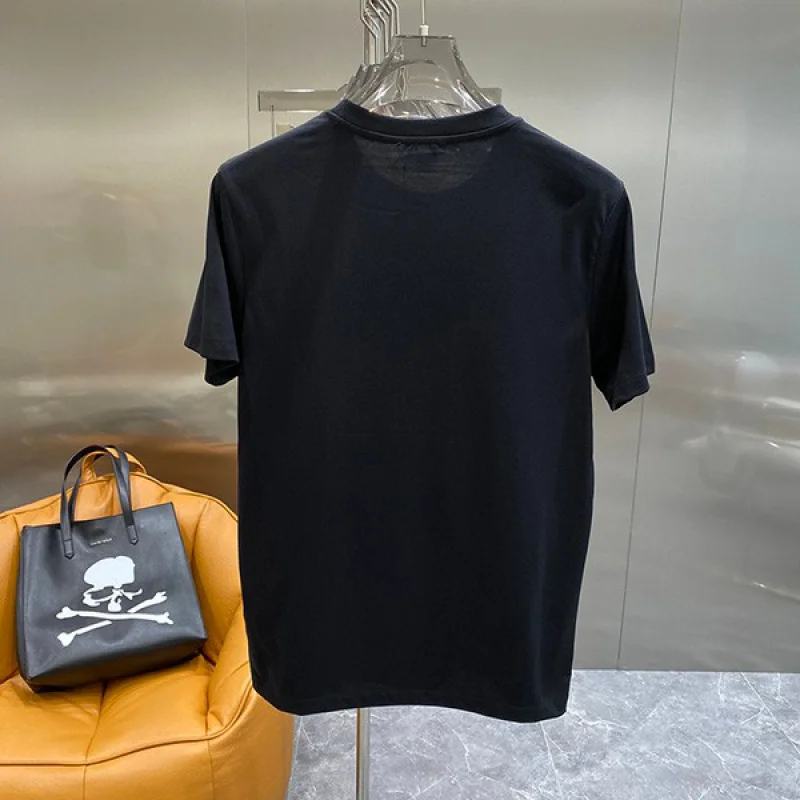 モンクレール 衿にレタリング付きTシャツ 偽物 mog49139