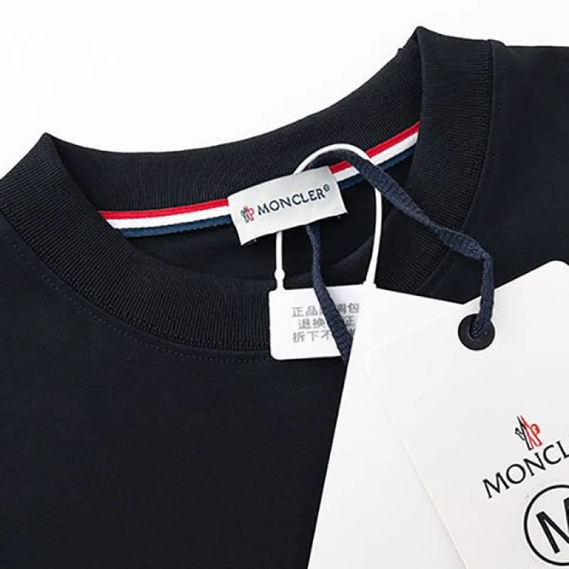 追跡付 モンクレール 偽物 コットンロゴプリント Tシャツ moj86981