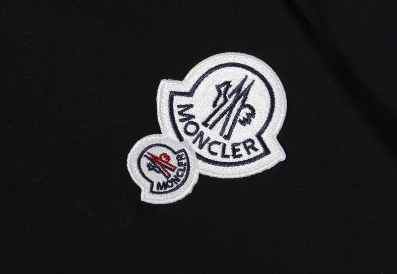 世界中で大人気♪モンクレール ダブルロゴ入りTシャツ コピー 2色 mok37227