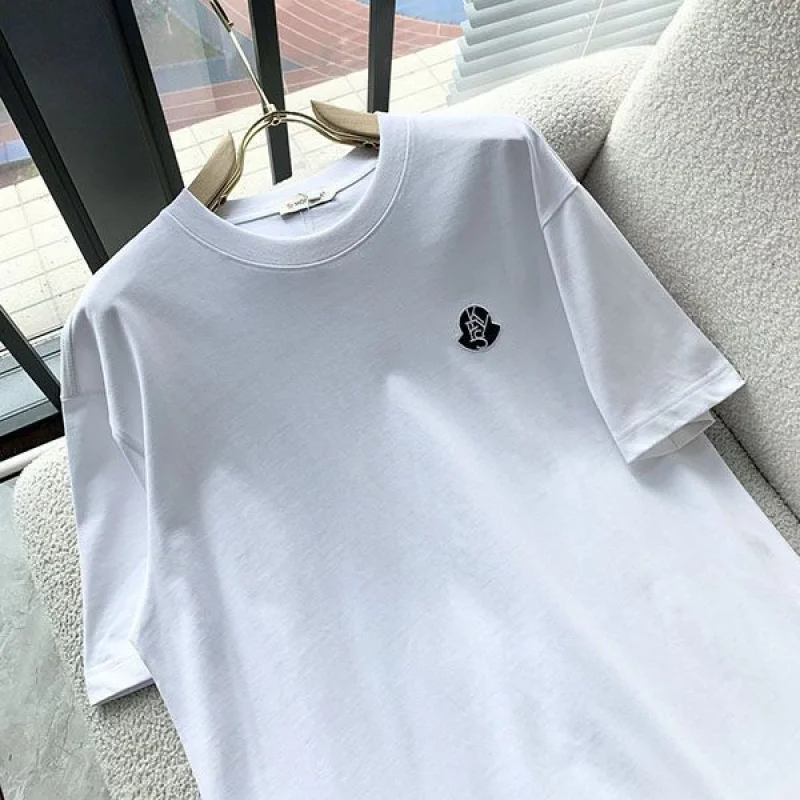 激安価格!コラボ モンクレール×Alicia Keys 偽物 モンクレール Tシャツ mon34956