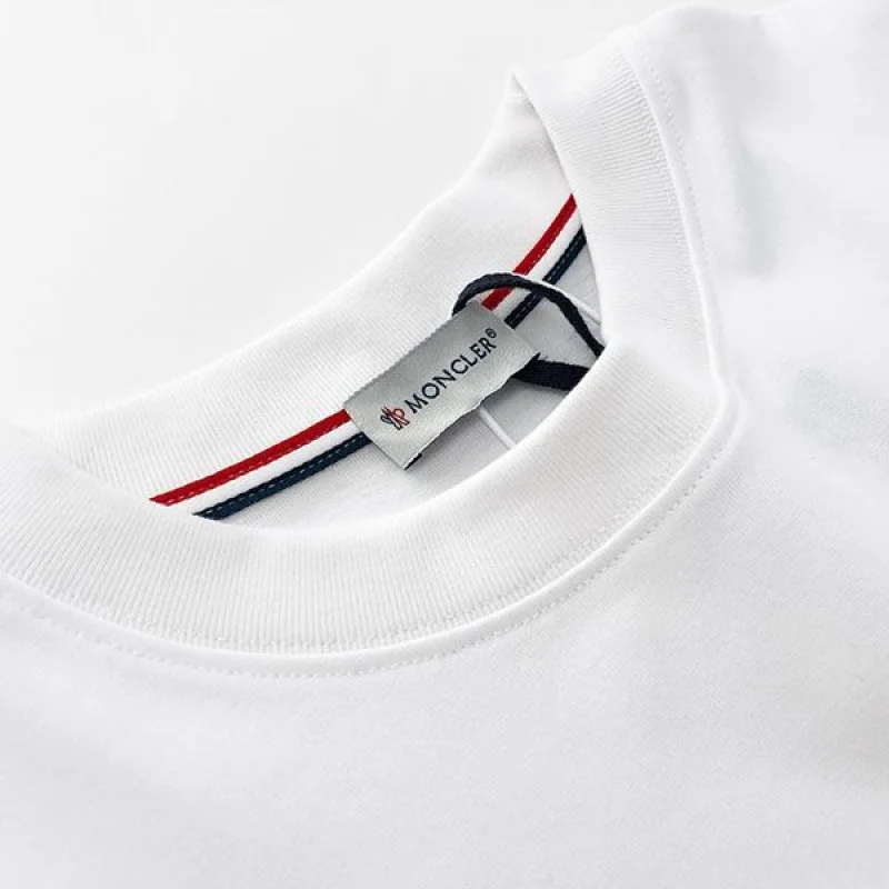 確保済み モンクレール クルーネックTシャツ moo77546