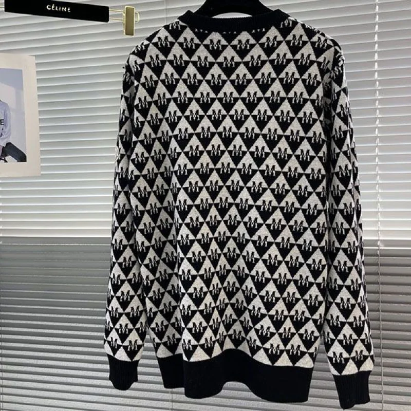 追跡付き 安い モンクレール ニットセーター 偽物 mor58443