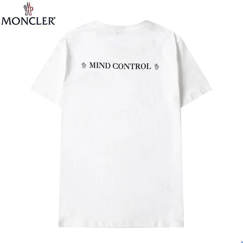 可愛いモンクレール 胸ロゴTシャツ 偽物 mou53503