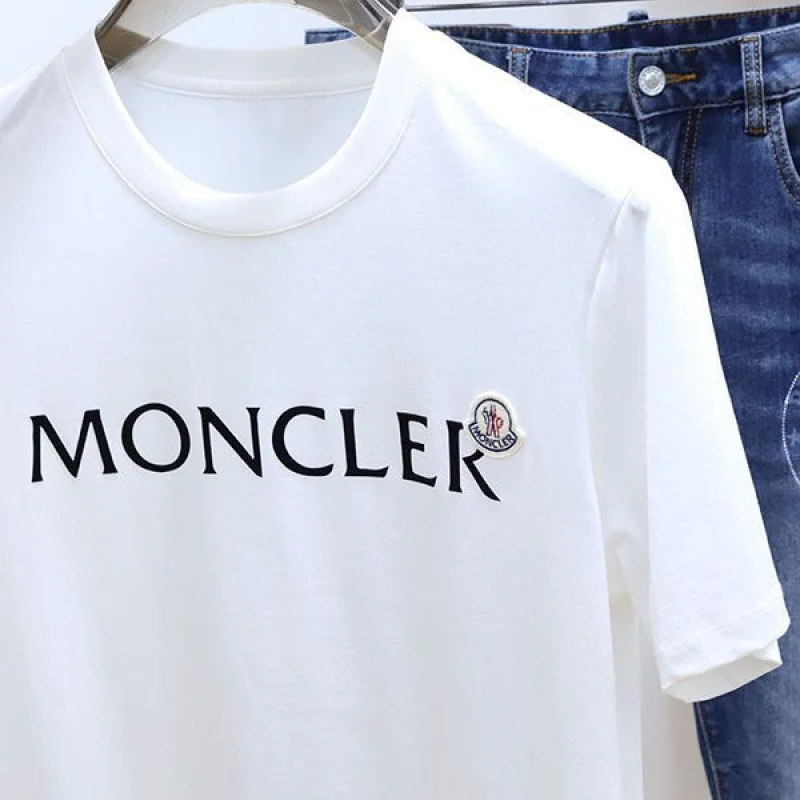 目を惹くカラー モンクレール Tシャツ コピー 半袖 クルーネック ロゴ mov84857