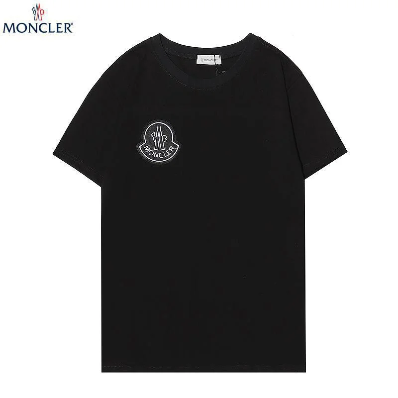 累積売上総額第1位!モンクレール 偽物 シンプルロゴ半袖Tシャツ mow13157