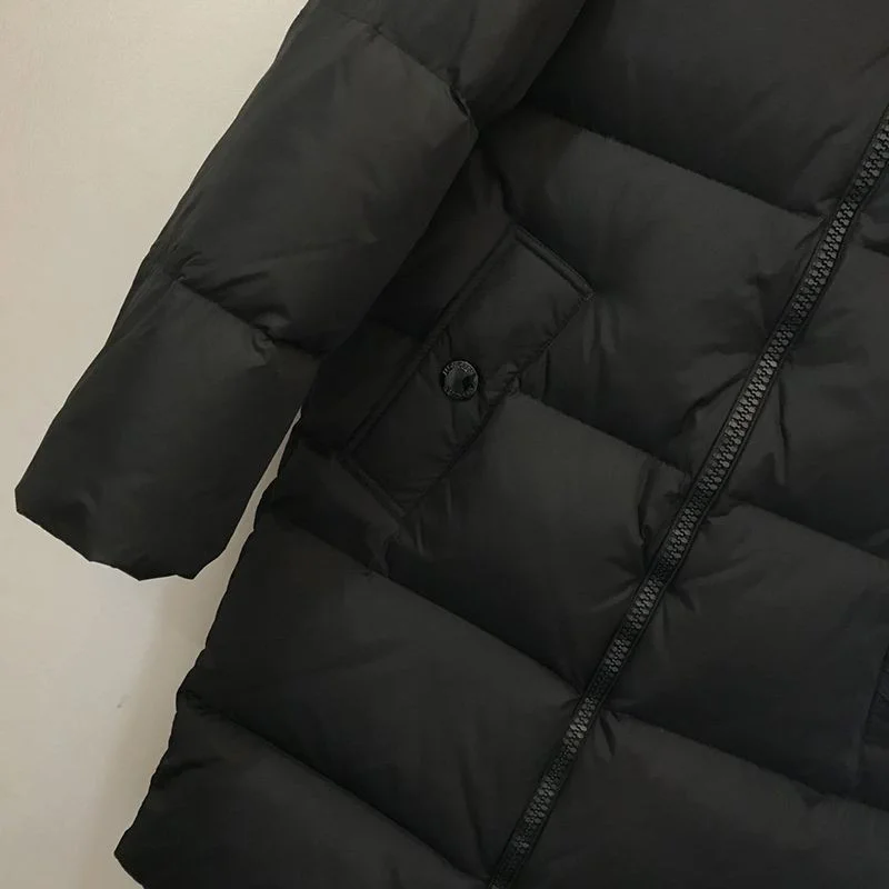 希少色モンクレール ロングダウン 偽物 ブラック moy96758