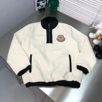 服 moi59579 スーパーコピー