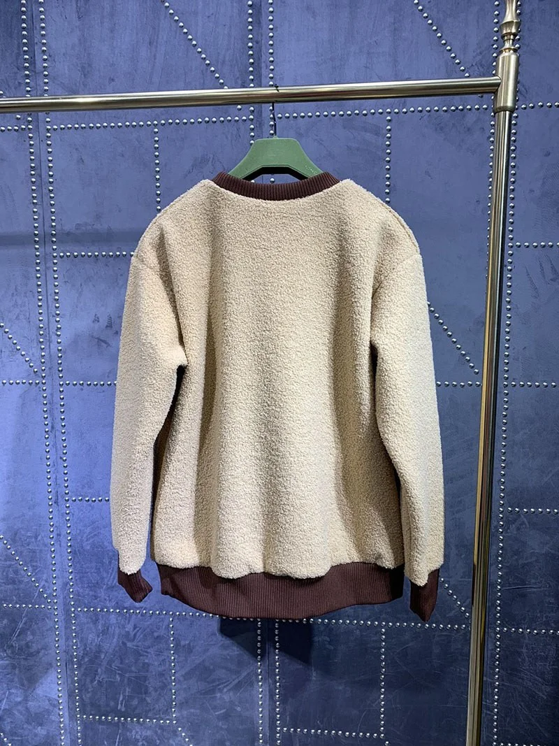 希少色 グッチ x ノースフェイス 偽物★ロゴフェイクファースエット プルオーバー Noa83633