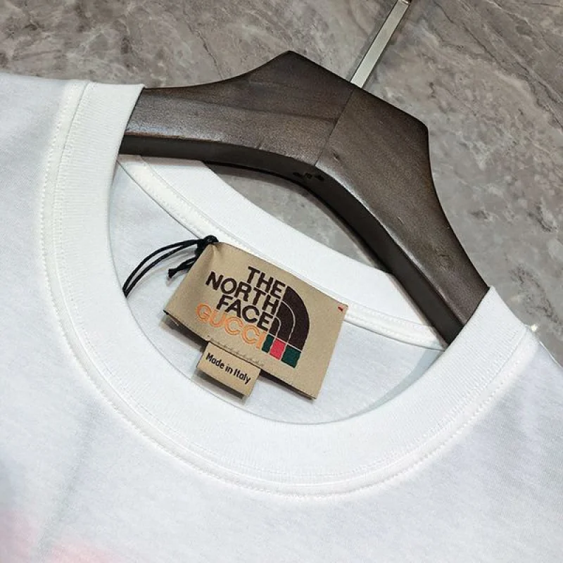 新作限定 グッチ ノースフェイス コピー Tシャツ 3色 Noe78560