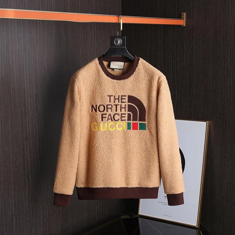大人気!グッチ x ノースフェイス コピー ★ロゴフェイクファースエット プルオーバー Nof71250