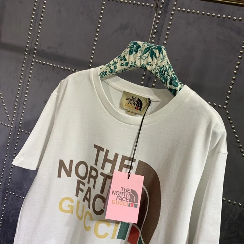 日本未入荷 グッチ×ノースフェイス コラボ★スペシャルロゴTシャツ コピー Noi26522