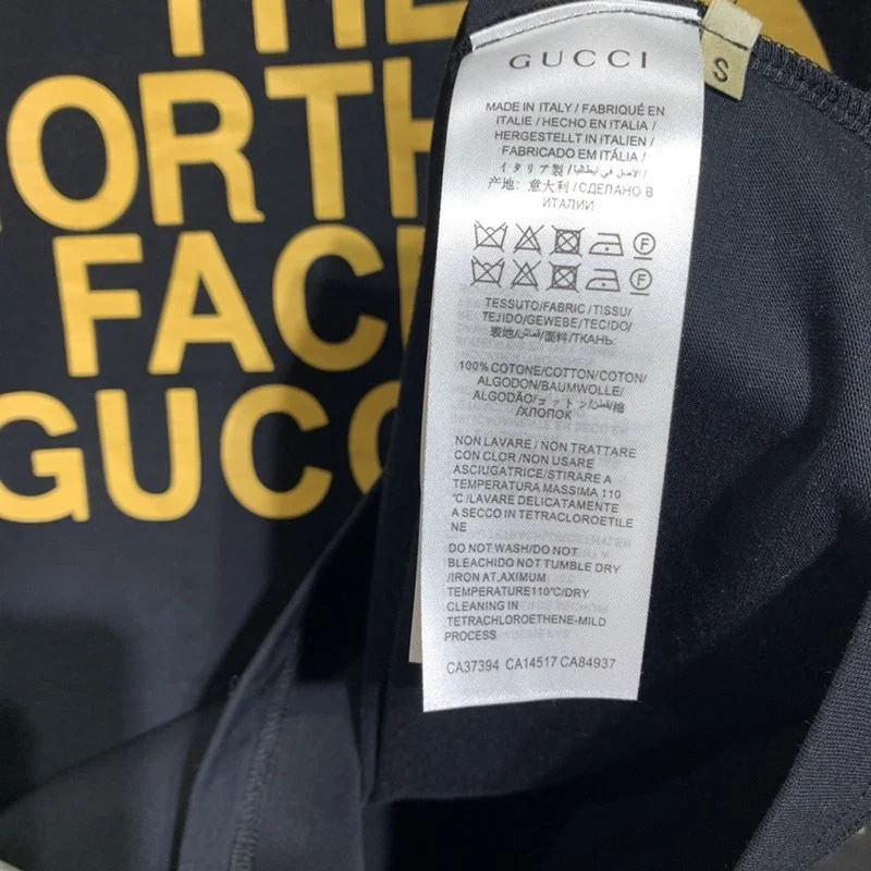 大人気!グッチ×ノースフェイス コラボ★スペシャルロゴTシャツ スーパーコピー Nom09810