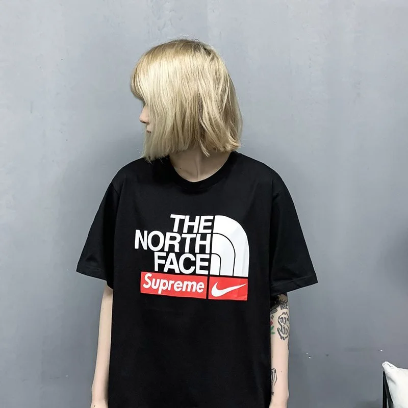 入手困難 シュプリーム xノースフェイス x ナイキ コラボ★スペシャルロゴTシャツ Nom85360