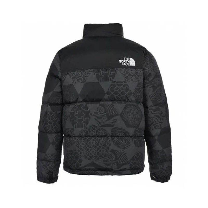 春もの新作ノースフェイス 1996 NOVELTY NUPTSE ジャケット 偽物 Not73375
