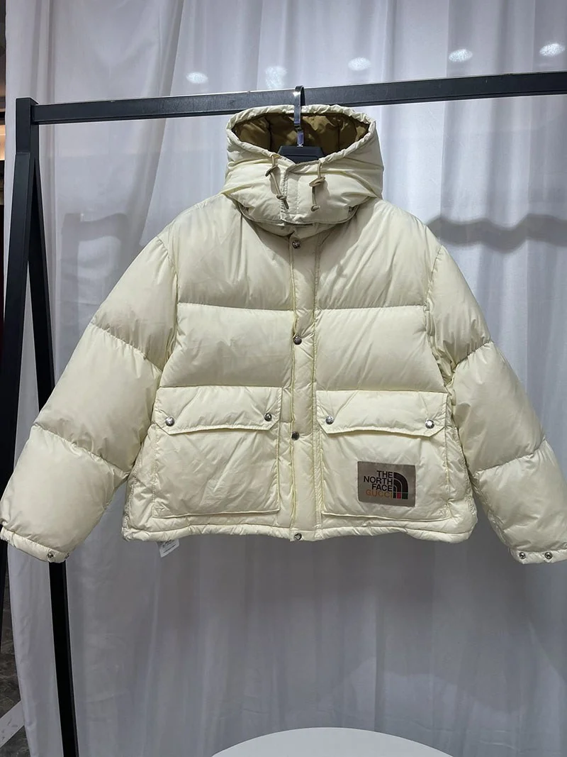 送料込 グッチ ノースフェイス 偽物 ナイロンダウン Nox42122