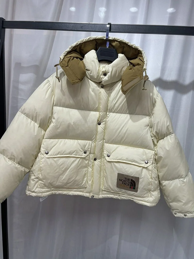 送料込 グッチ ノースフェイス 偽物 ナイロンダウン Nox42122
