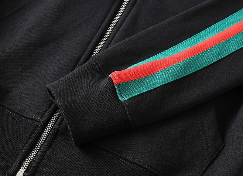 暖かい服装グッチ×ノースフェイス 偽物 コラボロゴジップアップフーディNoy33057
