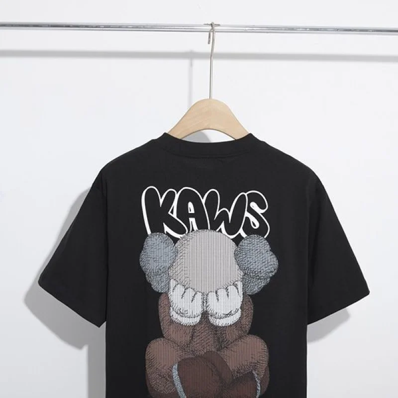 ノースフェイス XX KAWS コピー エンブロイダリー コットンTシャツ Noy44533
