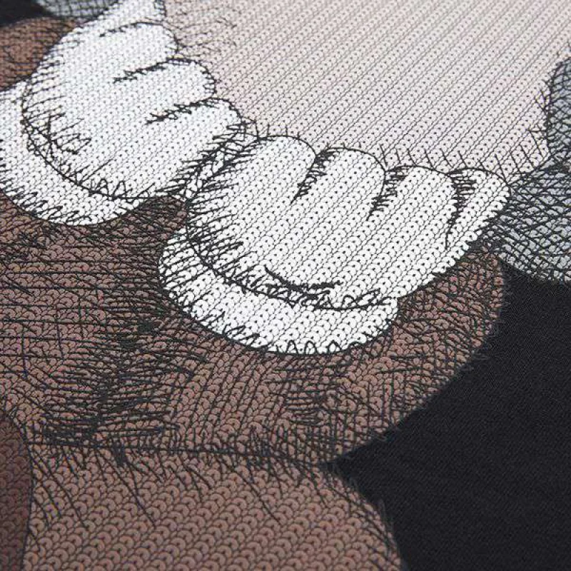 ノースフェイス XX KAWS コピー エンブロイダリー コットンTシャツ Noy44533