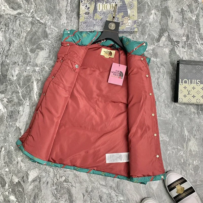 希少色 グッチ×ノースフェイス モノグラム ダウン ベストコピー Noy87428