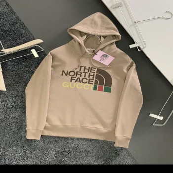 欲しい♡超限定♪ グッチ×ノースフェイス*コラボロゴフーディ コピー スウェットパーカー Noe68568