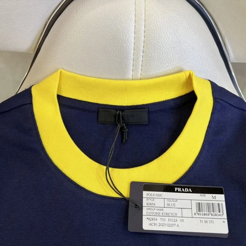 早い者勝ち♡プラダ ロゴパッチ Tシャツ 偽物 82834