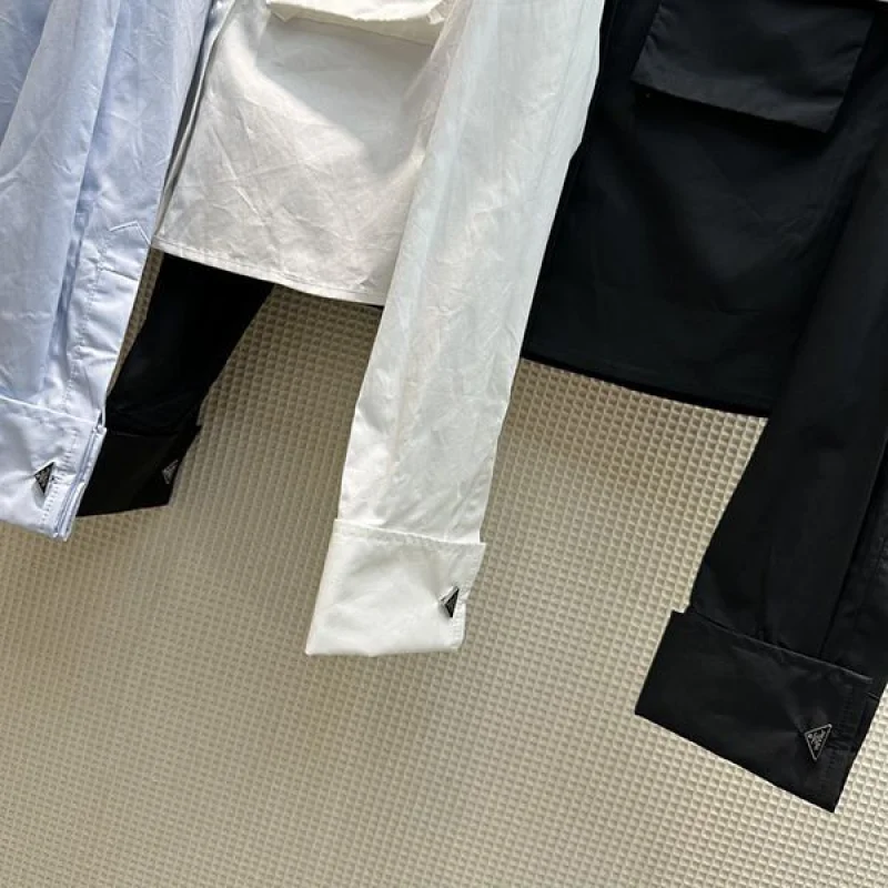 お洒落 プラダ Re-Nylon ギャバジン シャツ コピー フード付き puf25389
