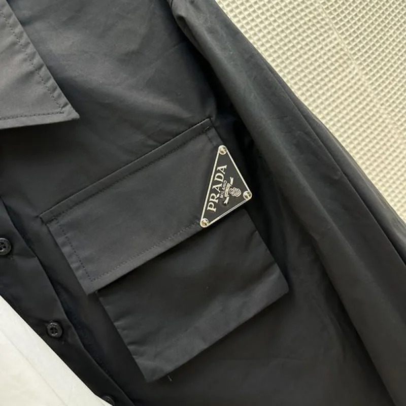 お洒落 プラダ Re-Nylon ギャバジン シャツ コピー フード付き puf25389