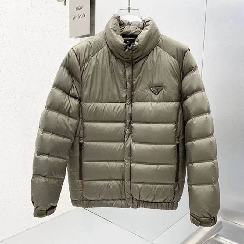 送料無料プラダ クロップド Re Nylon ダウンジャケット コピー puk32850