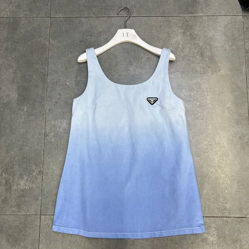 目を惹くカラー プラダ★ストレッチ ジャージー トップス 偽物 puu23392