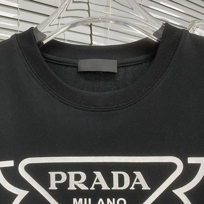世界中で大人気♪プラダ タイガー コットンTシャツ 偽物 2色 puu33769