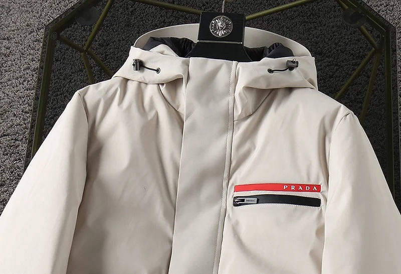 超話題!プラダ マウンテンパーカー コピー◆ライトポリエステル パッド入りジャケット リネアロッサ puy74119