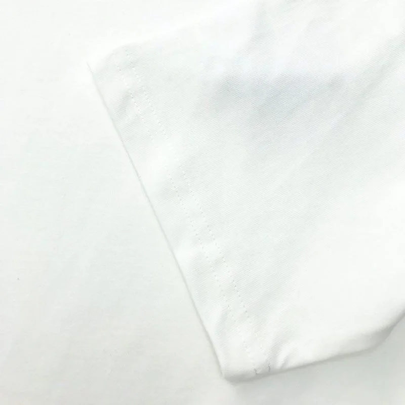 日本未入荷プラダ 偽物 コントラストトライアングル ロゴ コットンTシャツ ホワイト puz08445