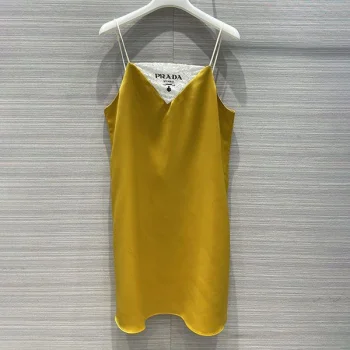 服 puy74398 スーパーコピー