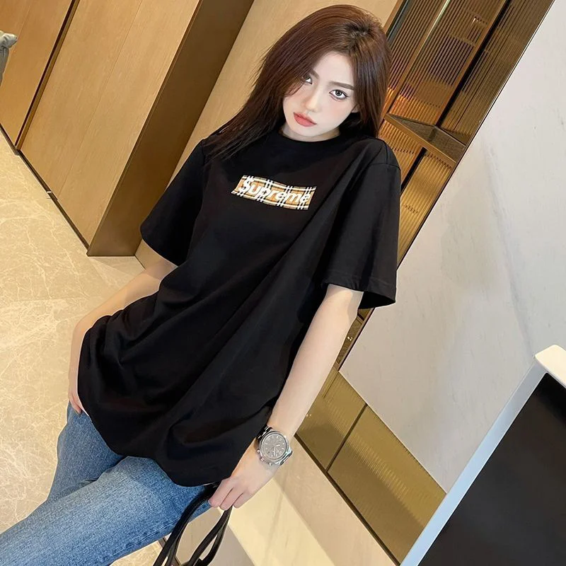 大人気!!新色最強コラボ シュプリーム × バーバリー ボックスロゴ Tシャツ 偽物 Sha47487
