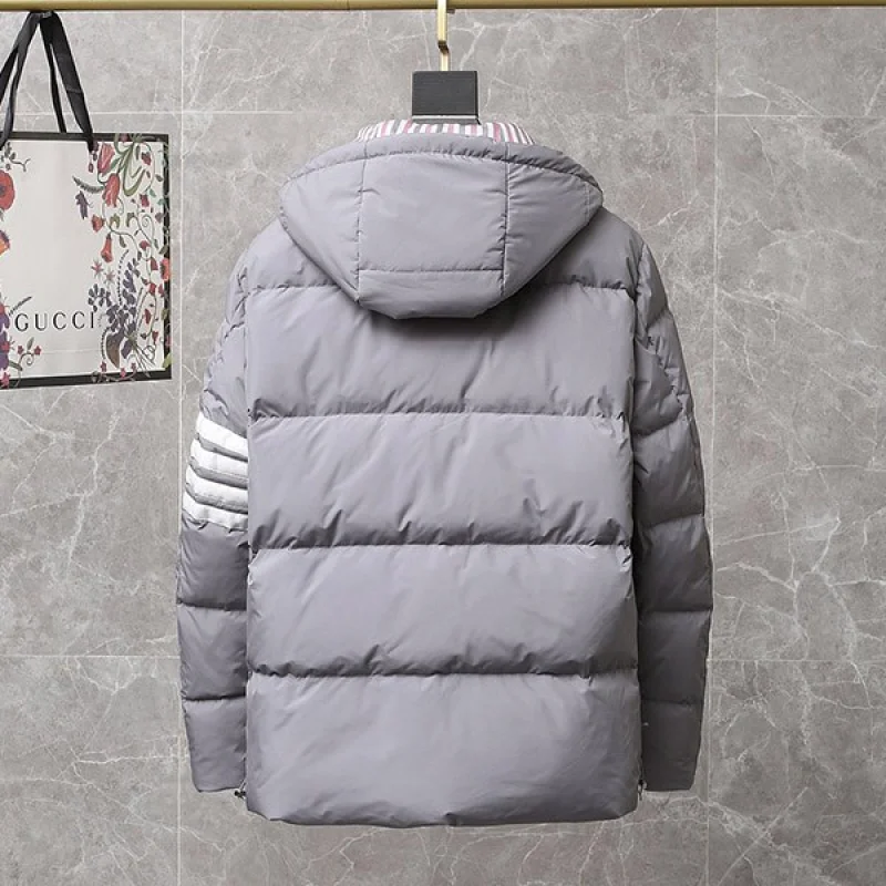 トムブラウン 22AW 4ラインアームバンド ダウンジャケット コピー toe23983
